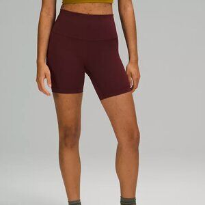 Lulu Lemon Wunder Train High-Rise short 6"